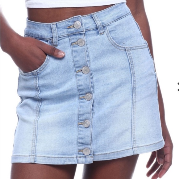 Almost Famous Button Front High Rise Denim Mini - Picture 7 of 7